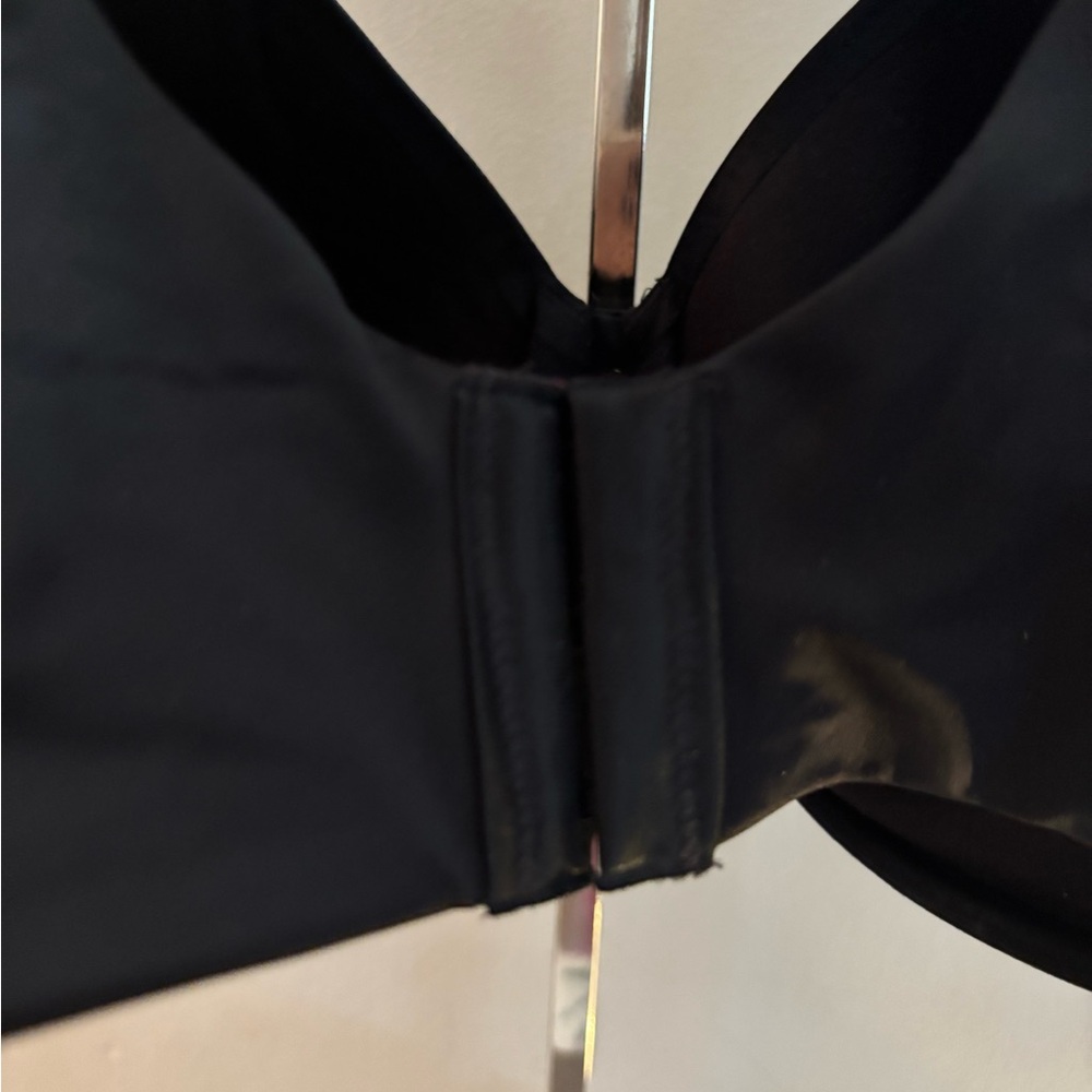 Bali Smoothing Black Bra 36DD NWT - Picture 6 of 9
